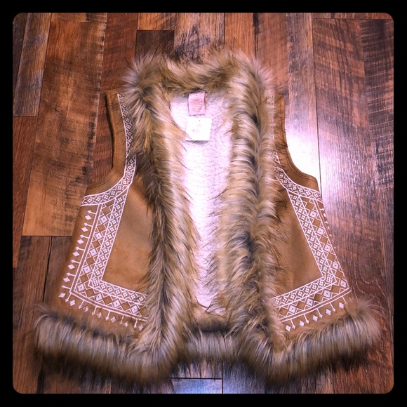 Flying Tomato Jackets & Blazers - Flying Tomato Embroidered Fur Vest Flying Tomato Jackets & Blazers - Flying Tomato Embroidered Fur Vest